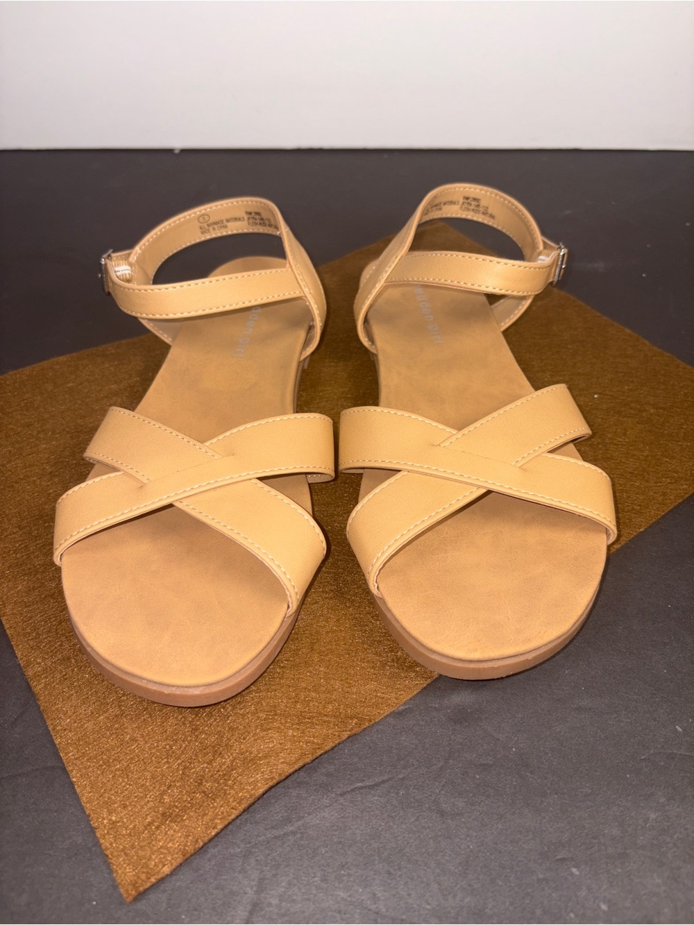 Madden Girl Tan Crisscross Ankle Strap Flat Sandals Size 5 Never Worn